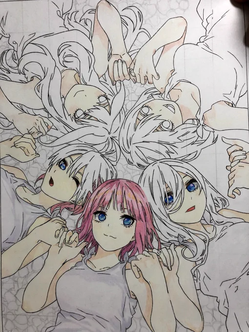 昨日VRChatで自分よく模写してたんですよって話してた時に過去絵探してたらでてきた未完成の絵がいっぱい... あぁ...