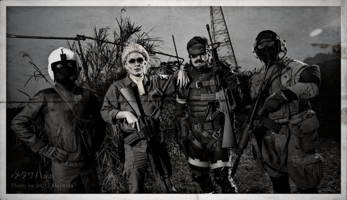 John_doe1935's tweet photo. METAL GEAR SOLID PEACE WALKER
METAL GEAR SOLID V: GZ
「記念撮影」

スネーク(@John_doe1935)
カズヒラ・ミラー(@Parumin_cos)
MSF兵(@WOLFGANG1945)
モルフォ(@MSF0523)

Photo：葉山りょーご(@CC_Hayama)
#MGSPWが好きだ　
#MGS　#MGSPW　#COSPLAY https://t.co/Ltgoj36NzS