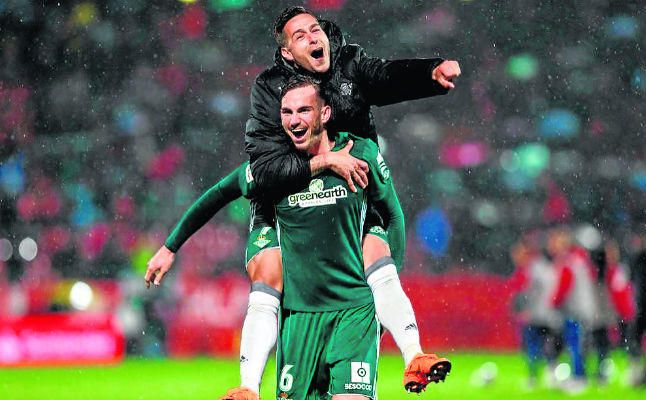Israel_1977's tweet photo. UNO DI NOI... 💚💪🏼⚽️ https://t.co/O73dZTNkOS