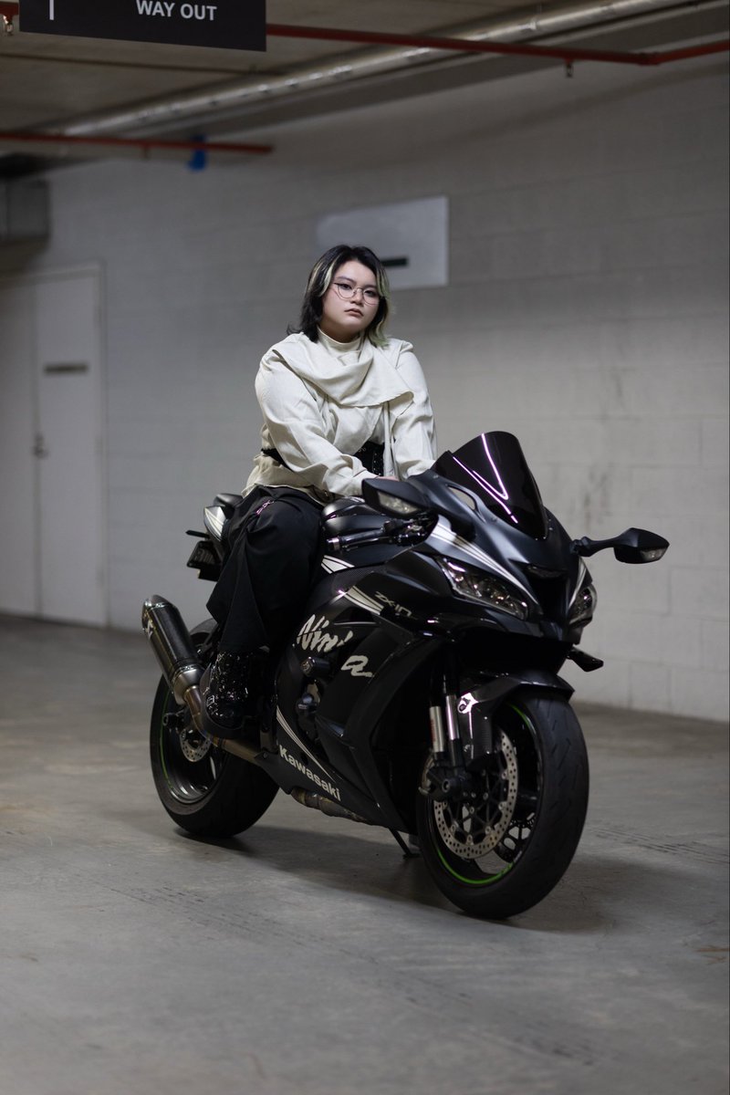 hatorix_ksta's tweet photo. 🐻‍❄️ 新ソロアー写 ⛓️‍💥
（実はバイク乗れませんごめんなさい( ´•̥̥̥ω•̥̥̥ )`） https://t.co/Fk5fPttX8Z