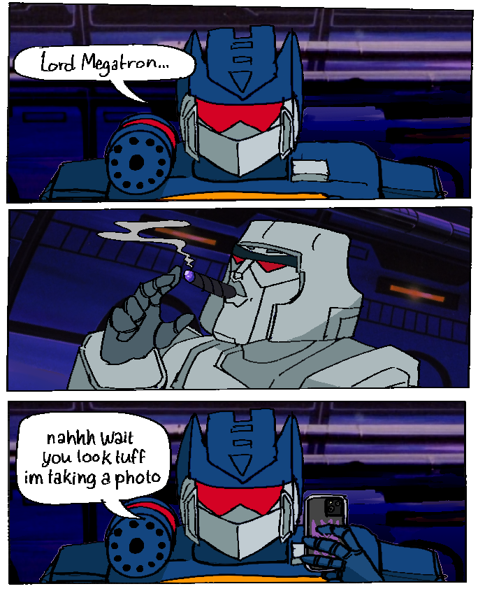 may_0ne_'s tweet photo. lol 
#transformers #megatron #soundwave https://t.co/xMIQ9j8DyS