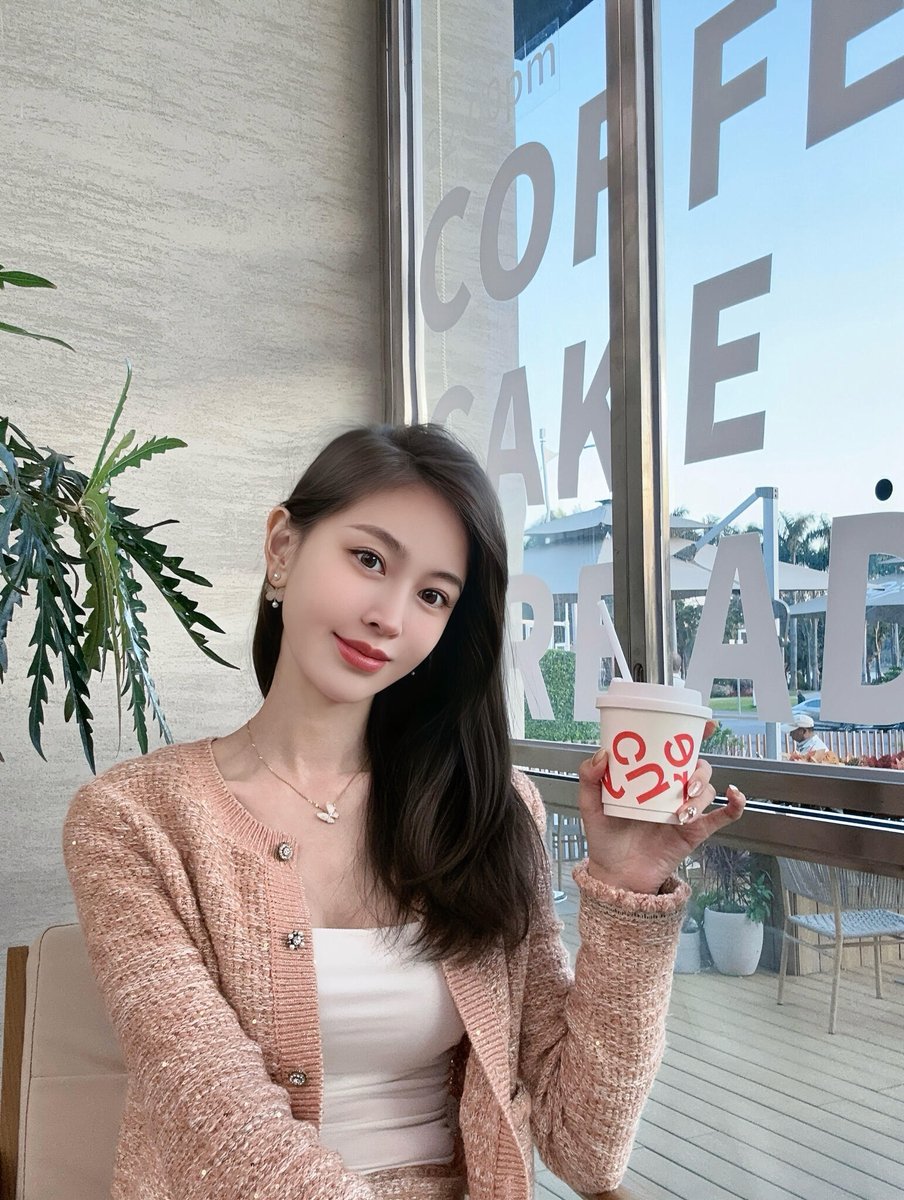 CXeiym27353's tweet photo. Life is but 30,000 days; health and happiness are the most valuable things. Stay optimistic and positive. Good morning! May all our wishes come true in the days to come. Have a great weekend! https://t.co/9KNK1V3rM3