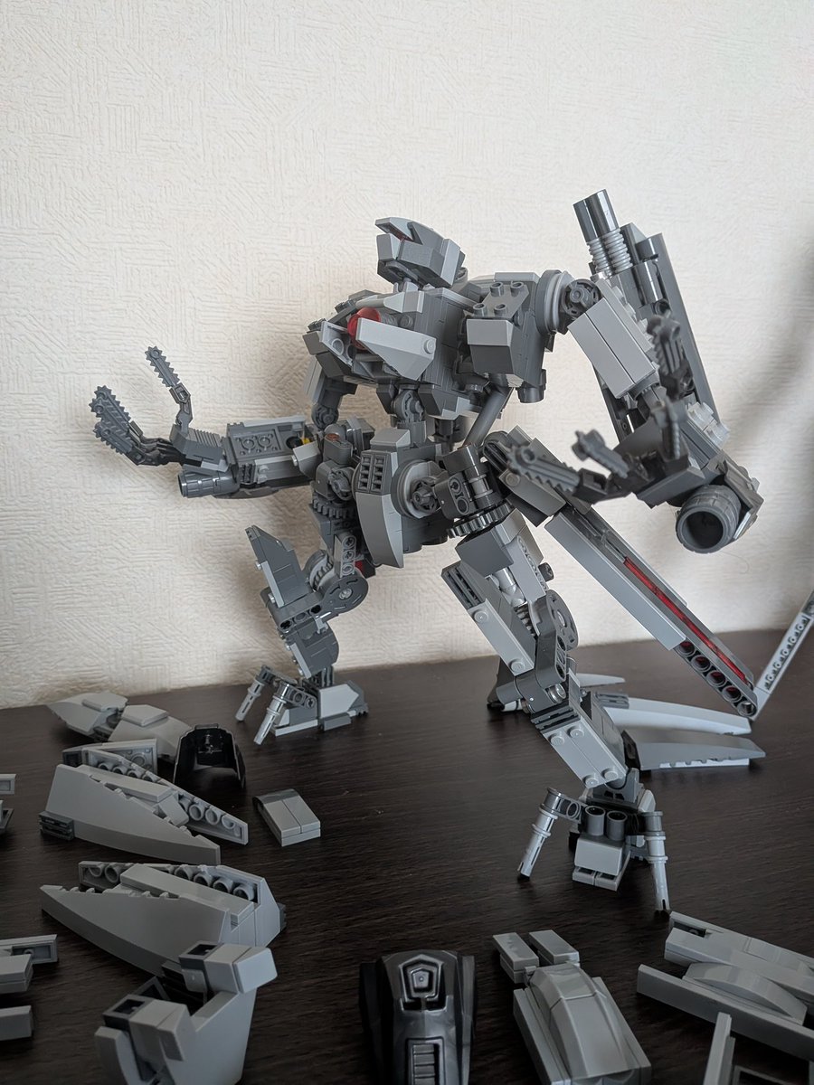 danngomusi3125's tweet photo. #レゴ  #LEGO  #レゴロボ
レールガン生やしてみた https://t.co/Eeua4IEP6B