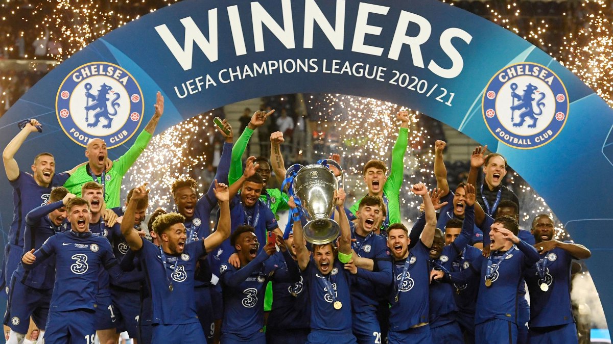 hlovo_'s tweet photo. Retweet if you see your team with a UCL trophy 🏆 https://t.co/pKVm9NFgF9
