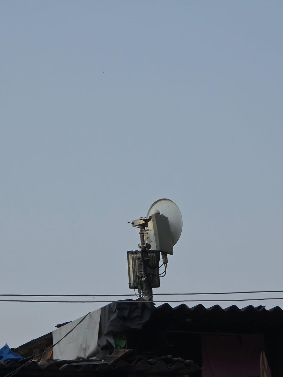 AdityaKaps47756's tweet photo. I would like to request your kind attention regarding the internet tower installed on the house of Mr. Chandrakant More, located at Ganesh Wadi, Dattapada Road, Borivali East, Sant Gajanan chawl, near cariappa flyover . Many people are facing health issues https://t.co/3UCggGr6VE