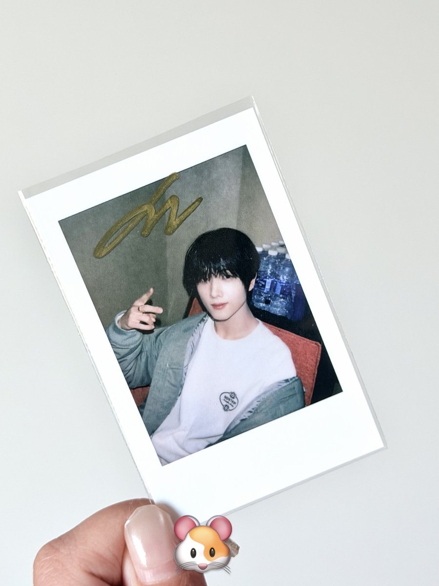tistay24's tweet photo. jisung 0206 JD win

#지성 
#JISUNG https://t.co/6bMUwNnU0c
