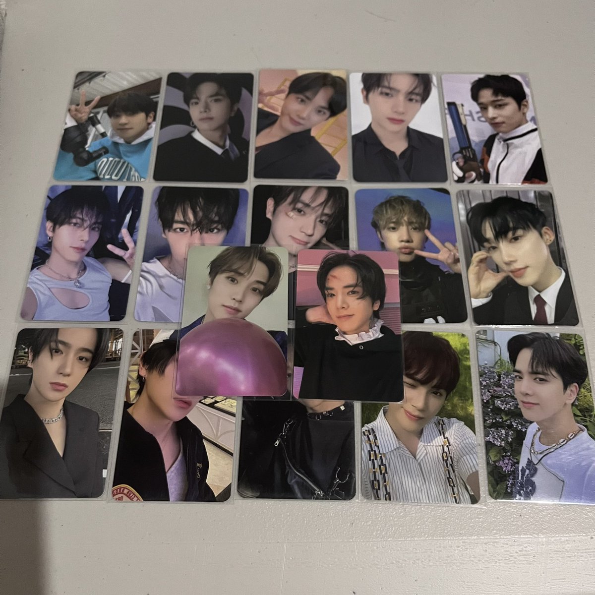 strawberreen_'s tweet photo. #YSproofs | @YeulaStudio 

HELLOOO PO! dumating na cla >< huhu thank you so much for letting me adopt them! andd thank you so much for the freebies na hindi ko pa nabubuksan kasi ang cute ng packaging HAHAHAHAHA 😁 thank you rin for packing them safely po 🫶🏻🫶🏻 ‘til our next !! 🤍 https://t.co/bXmRzjwB2g
