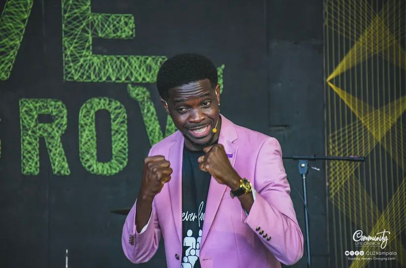 secondborn22's tweet photo. “Big things come in small packages.”
A simple line, but powerful truth from today’s sermon.
#CLCKampala #PsHenryMugisha https://t.co/qFHuICzPTd