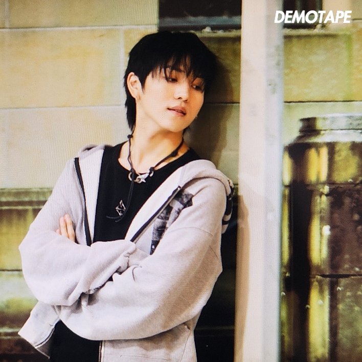 DEMOTAPE_KINO's tweet photo. 260531 팬사인회
우와
#키노 #KINO @nakedxproud https://t.co/domGuC831c