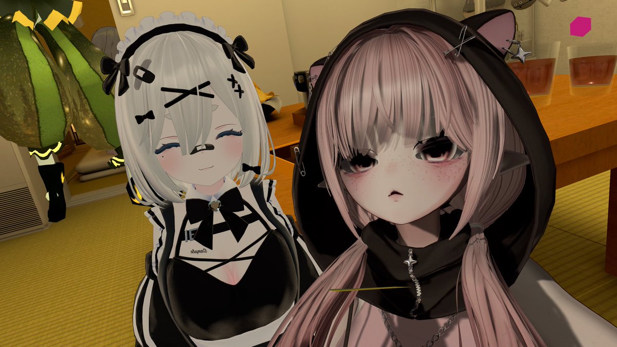 AnguishVRC's tweet photo. Love them :) @tomato_tabetabe https://t.co/XZYJCzBjwn