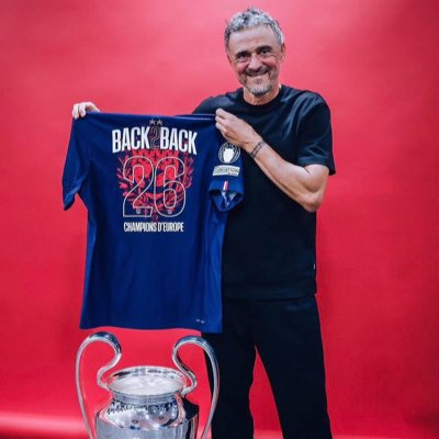 AdrienBfz's tweet photo. #NouvellePhotoDeProfil https://t.co/GfVaxftqpp