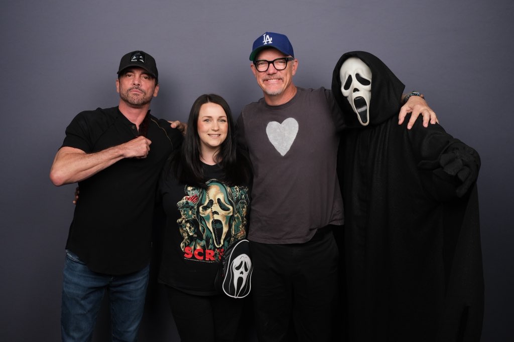 ScreamGhost2's tweet photo. @ScreamMovies #scream #scream8 https://t.co/06iCPnOPk7
