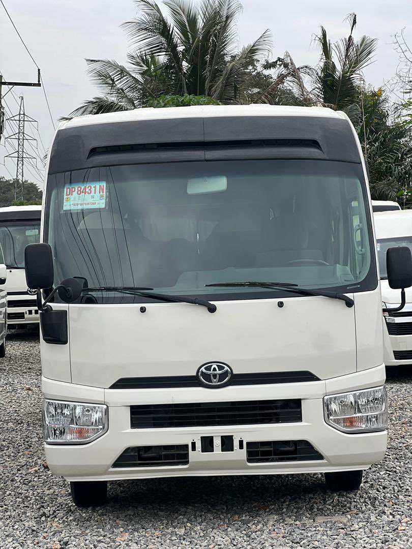 ARMGroupGhana's tweet photo. 2022 Coaster bus for sale. 
1.2M GHS 

Call/WhatsApp: +233508693723 https://t.co/NjN6Q2h9aq