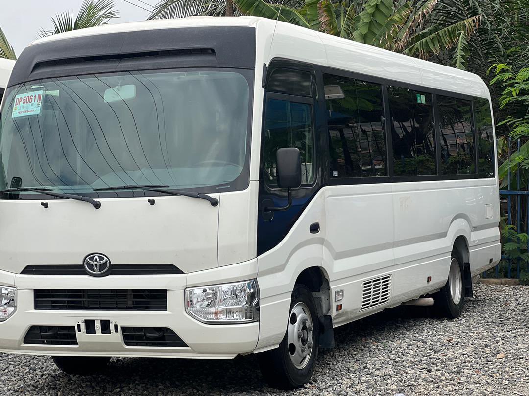 ARMGroupGhana's tweet photo. 2022 Coaster bus for sale. 
1.2M GHS 

Call/WhatsApp: +233508693723 https://t.co/NjN6Q2h9aq