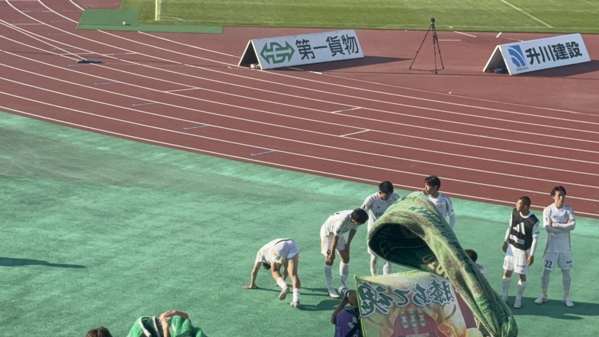 BuchiRie's tweet photo. 最高だったよー
ありがと、あれん、かいが
ダンス後、足つってた🤣 https://t.co/Jdr1tLBoHe