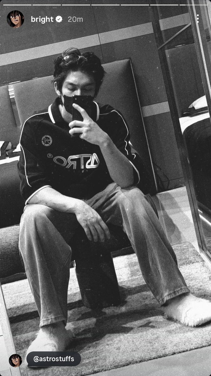 LLuzsell's tweet photo. The CEO wearing his own brand. 🥰

#bbrightvc
#Astrostuffs https://t.co/W9gbu1F8QW