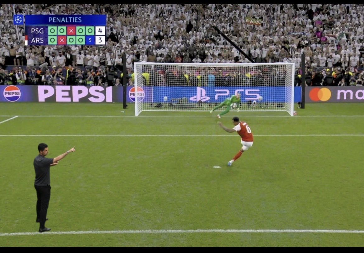 DannoBullet's tweet photo. @footballontnt Should have stayed in his technical area for once. https://t.co/DDSOZIyTrr