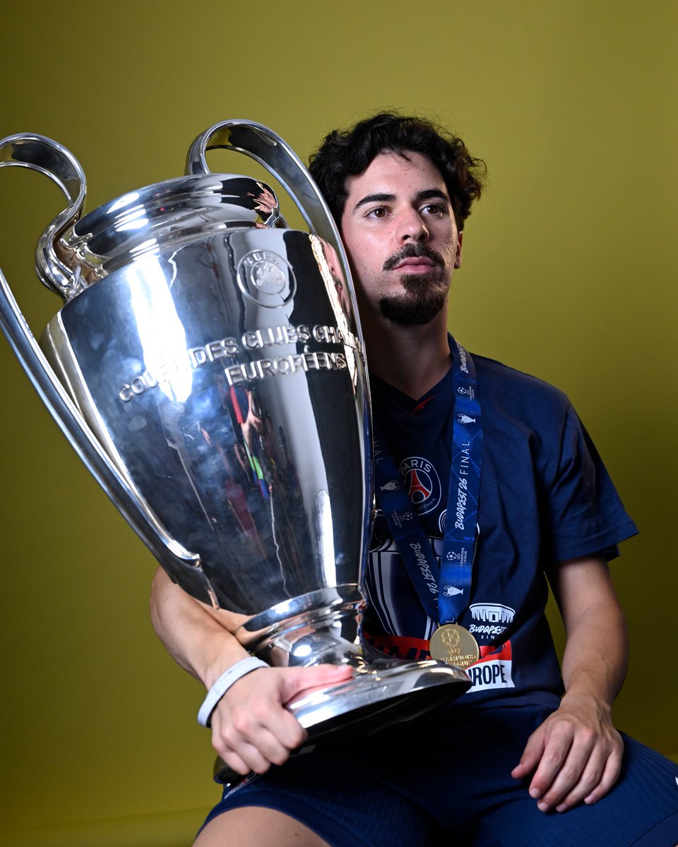 ChampionsLeague's tweet photo. 🇵🇹🪄

#UCLfinal https://t.co/a7HfRk1zsa