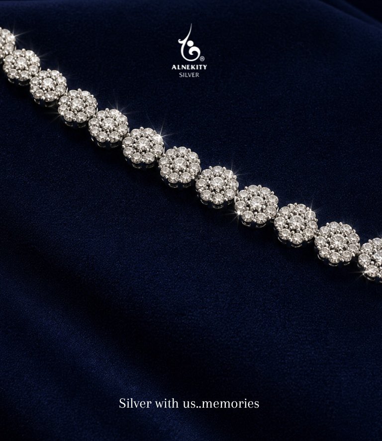 alnekitysilver's tweet photo. Soirée necklace making every moment sparkle 💙
DM TO ORDER.. https://t.co/vtBDxblpDg