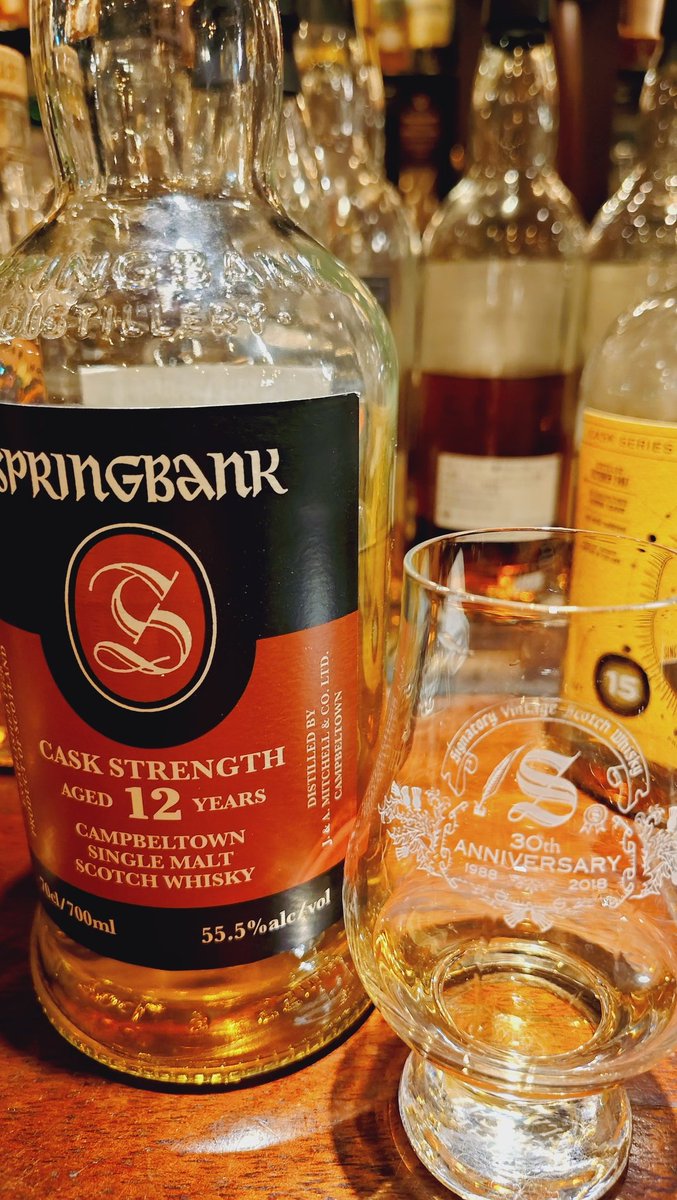 KYoidore's tweet photo. そう言えば昨日飲んだの
バンクのこのカスクストレングスは良いねー
オフィはシェリー系苦手な私だと15年18年はつらいのでありがたし
アバフェルディもとてもとても良きっ
ソーダにしてもいけそうだけど、どちらかと言うと氷無し水割りかな？
今度してみよう https://t.co/MRPjTTkNtK