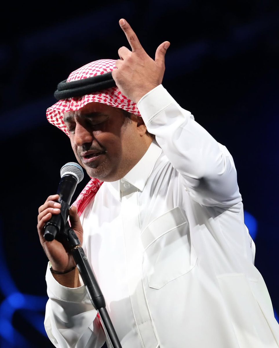 RashedTV22's tweet photo. بترجعين ان قلت آسف واعتذرت طيب آسف واعتذر لك عن خطاك ❤️🎼🎼

#راشد_الماجد https://t.co/0pwawfumaw