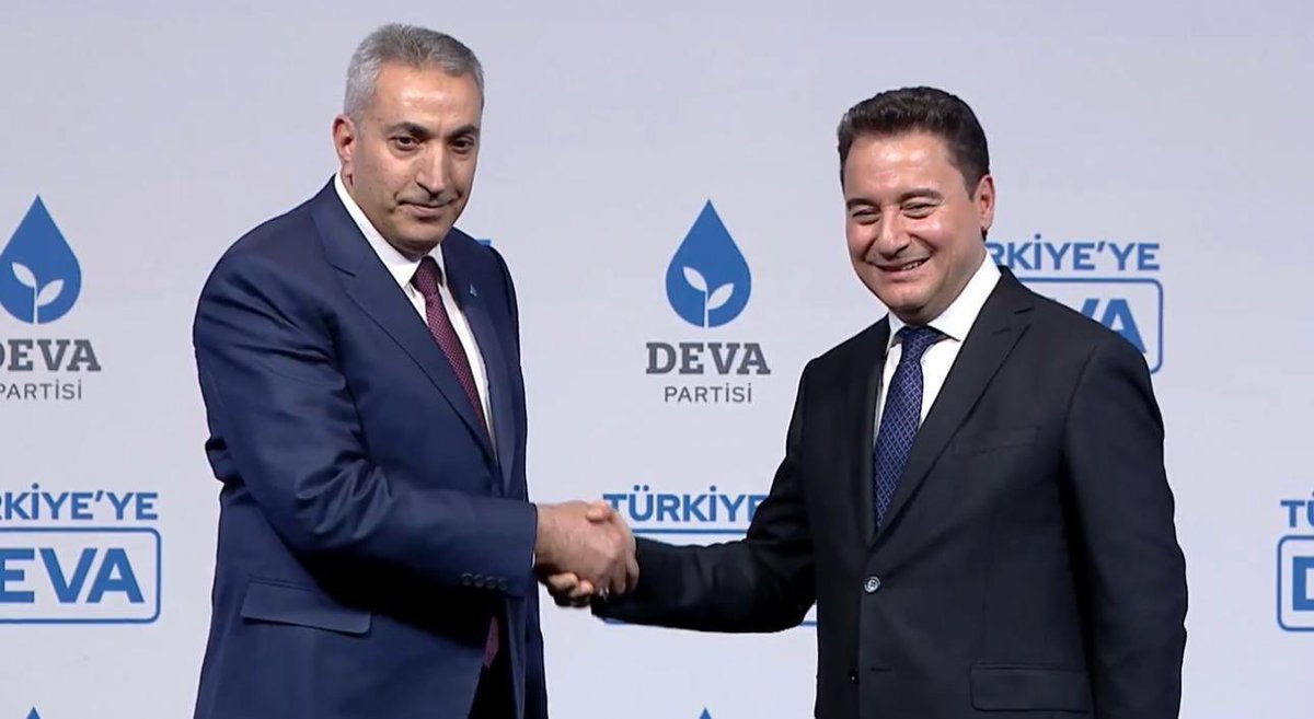 mustafaerat15's tweet photo. Temiz siyaset deva kadrolarında@ https://t.co/bS1KOEgJRv