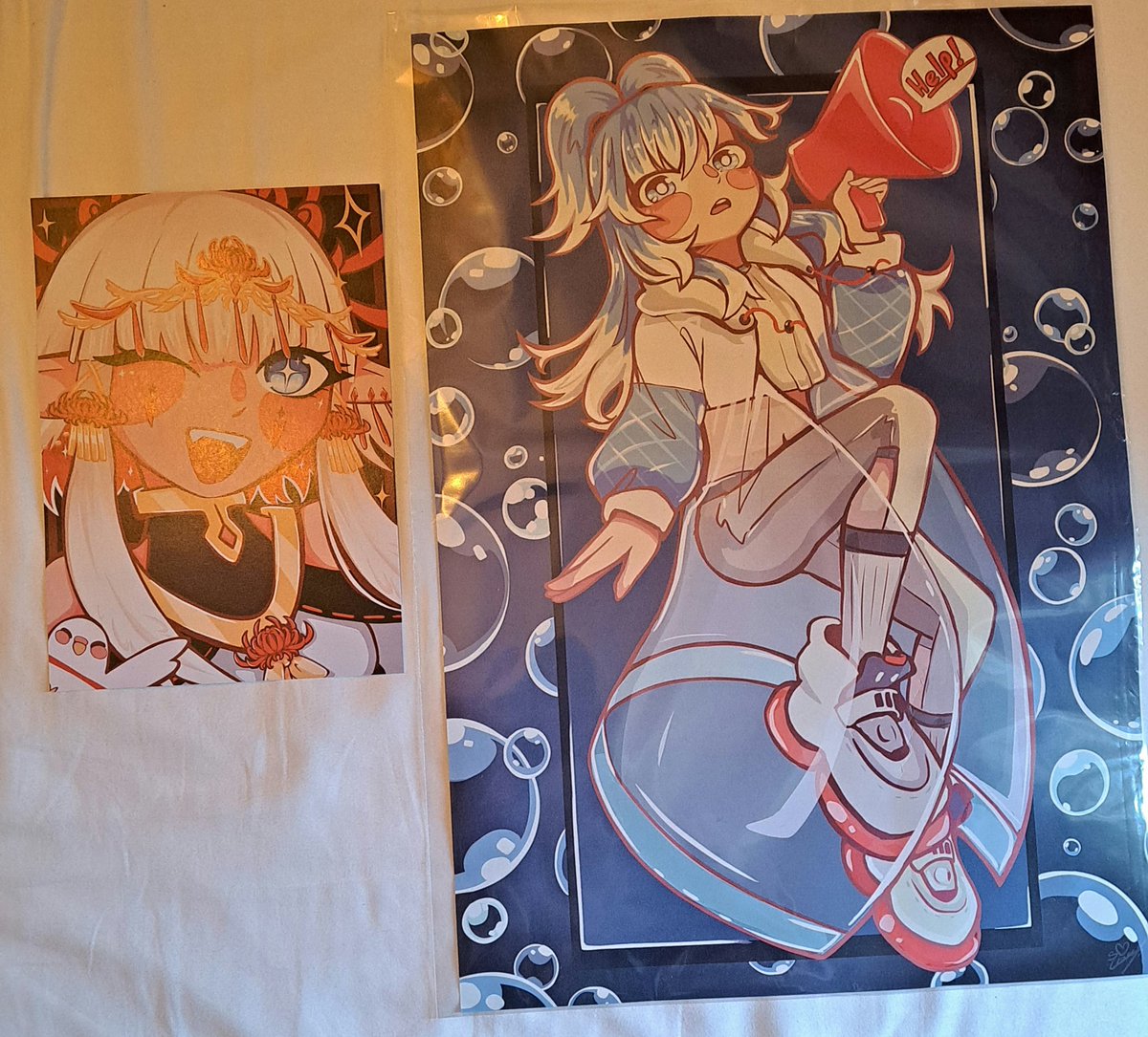 TheStrangeJoshi's tweet photo. Ahhhhh ich bin langsam :c Aber Empfehlung an alle, die auf der Dokomi sind:
Schaut unbedingt mal bei @SpaceBirbLizzy in Halle 3 vorbei (3S27). Super cuter art-style und super nette Person! Vielleicht ist ja was für euch dabei :3 
Grüßeeee, genießt euren Tag und trinkt genug! https://t.co/T1RwyTlkRx