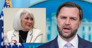 ScreenBard's tweet photo. JD Vance said it was “reasonable” that Tina Peters, a former county clerk who helped secretly copy voting machine hard drives to bolster Trump’s false claims that the 2020 election was stolen “get some compensation” from Trump's  fund. https://t.co/gepZZswjj0 https://t.co/Hz4sNHyg0E