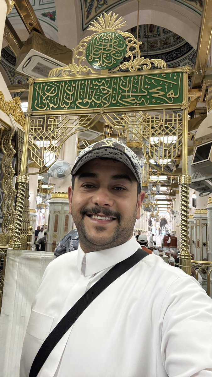sa2ed_ff's tweet photo. انا في المدينة المنورة، أعيش لحظات من السكينة والطمأنينة بجوار مسجد رسول الله ﷺ
وبإذن الله، سأعود إلى الأردن خلال الأيام القادمة حاملاً أجمل الذكريات وأصدق الدعوات لوطني وأهله، سائلاً الله أن يتقبل من الجميع صالح الأعمال وأن يديم على بلادنا وبلاد المسلمين الأمن والخير والبركة https://t.co/9n8lzvjCFp