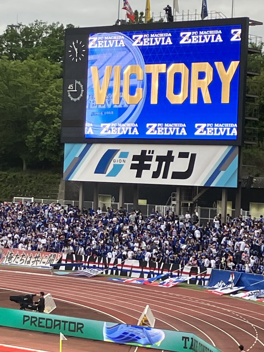 KAICHI_444's tweet photo. 5月もクソお世話になりました‼️
GW行き過ぎです🤪

6月一発目はAurora 
Veatsワンマンということでね。

6月もよろしくお願いします🙏 https://t.co/UVnSk99yxZ