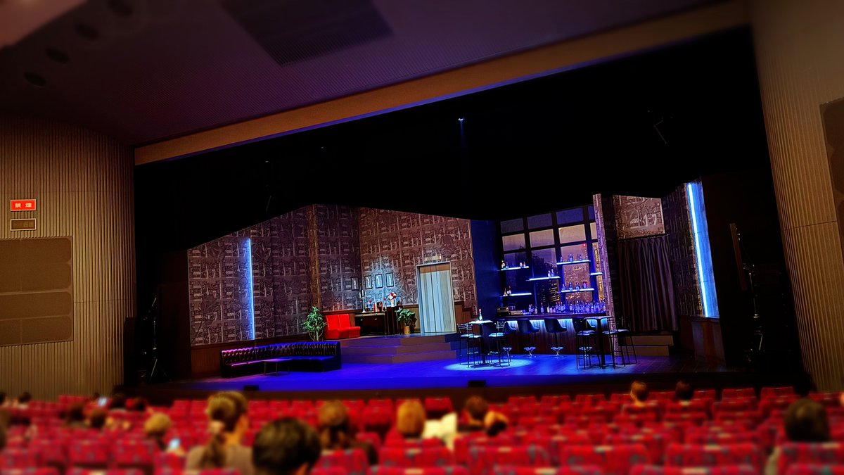 C317_FMSSC's tweet photo. 05/31
12時公演
🌹 MISSDIRECTION🍸
🎭シアタードラマシティ
【 12列39番 】
.
.
昨日に続き2日連続観劇😊✨

結末知った上で改めて観劇すると…
1回目の暗転後からもう既に笑いそうで🥹💦
初見とは全く違う感覚で楽しめました‼️

2回見る事で、私の中ではしっかりと完結しました🤭

 #ミスディレ https://t.co/6iicvw38SI