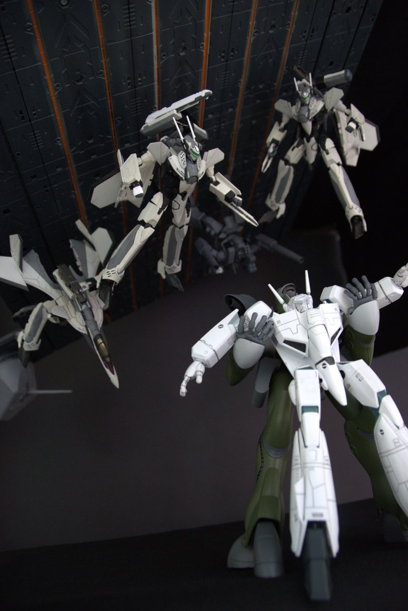 そのへんの草 tweet media