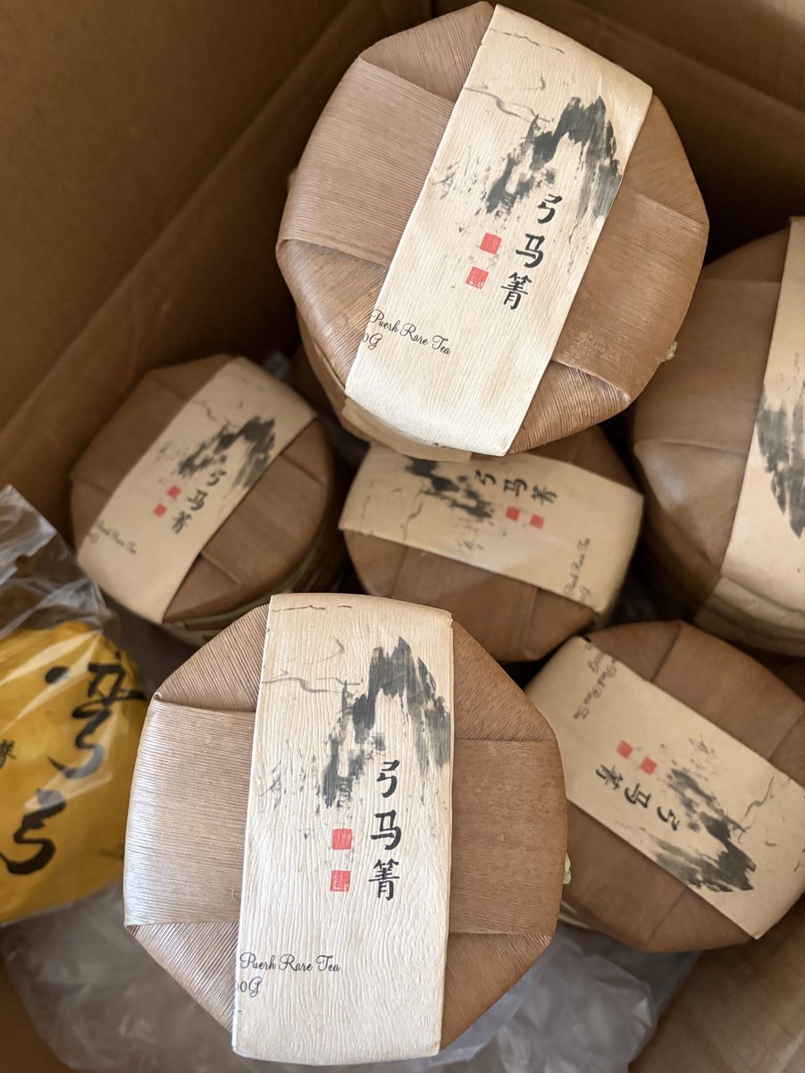 gowiden's tweet photo. 2022 Spring, Gongmaqing tea cakes were available in 100-gram cakes, with a remaining stock of over 70 kilograms.

Superb, top-quality tea
#AncientTreeTea
🍃🍵🎁🌐✈️📧 tea@proteanorigin.com https://t.co/3h2V7y11cq