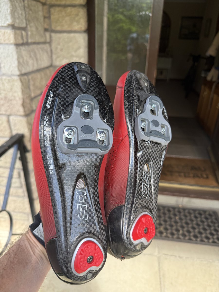 Docroddy's tweet photo. Hey! I’ve got some “new” shoes on! My foot coming out of the pedal yesterday was the massive clue (to me!) that I needed to fit new cleats! https://t.co/pZIdXTlGvm