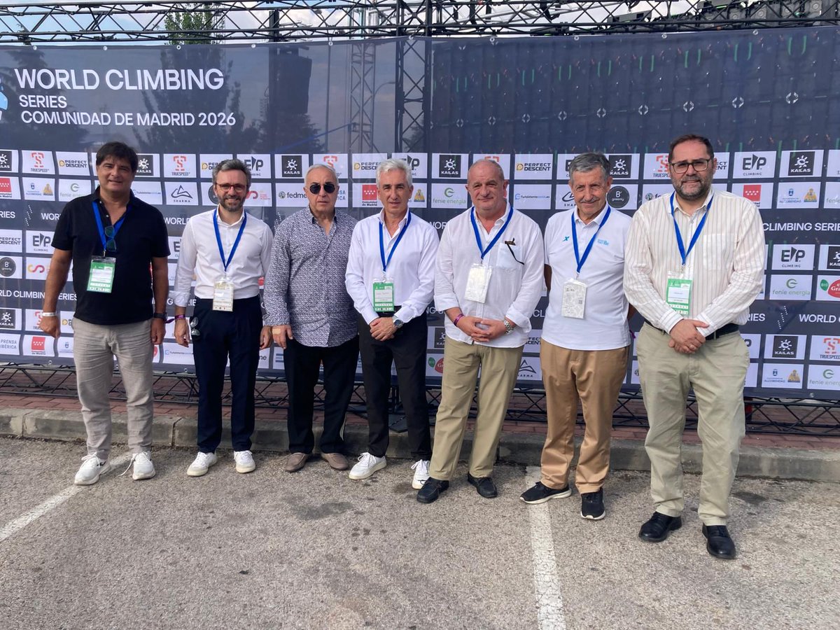 CarmeloRFEP's tweet photo. He tenido la oportunidad de asistir a las World Climbing Series en Alcobendas, donde mantuvimos una reunión de trabajo junto a los responsables del Graviteo Urban Sports Festival y las máximas autoridades de Prensa Ibérica 🤝

Del 16 al 19 de julio haremos historia con Graviteo🤩 https://t.co/aM8gCmEP7w