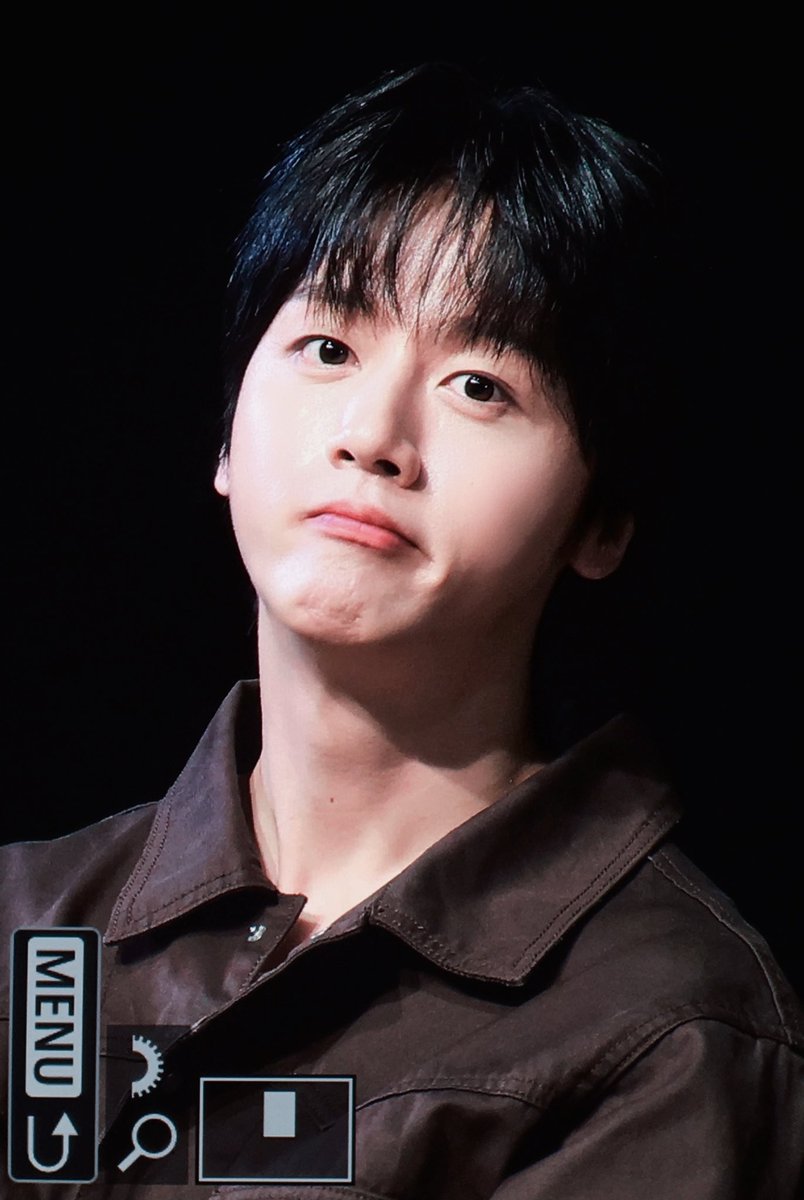 ShineB_1123's tweet photo. 260531 #SF9 #영빈 #YOUNGBIN #ヨンビン @SF9official 

앞니 https://t.co/JU1avYlRO6