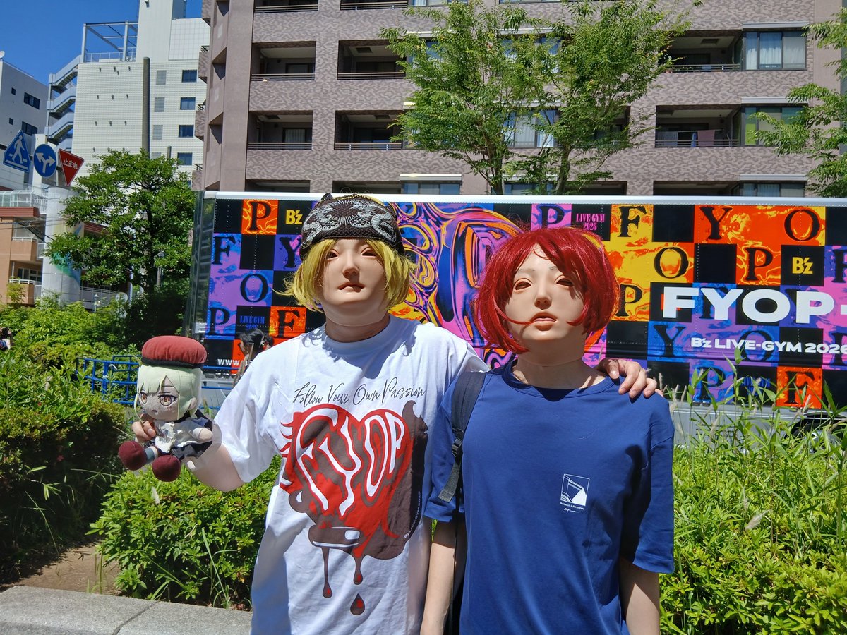 doraking_z's tweet photo. 初めての横浜アリーナでのライブ。久しぶりのツアートラックでの撮影。そして新曲披露。
最高のパッションだ。

 #Bz 
#LIVEGYM2026
#FYOPplus
#横浜アリーナ
若葉睦
稲葉浩志
松本孝弘
完全無欠 https://t.co/UFLHBEZ0Rf