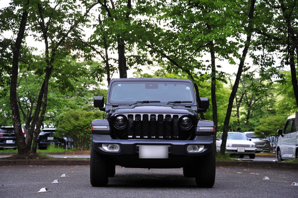 _322T's tweet photo. 皆さんお久しぶりですお元気ですか？
私事ですが少し前に納車しました！！！！

#あけおめ
#JeepWranglerUnlimited https://t.co/4sarPl4PP1