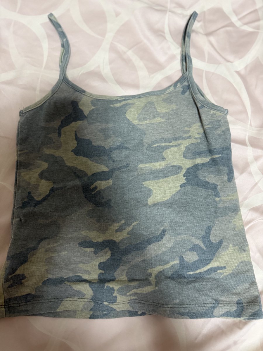 daisydiary14's tweet photo. สายเดี่ยว subdued
Size s 370฿
#ส่งต่อเสื้อผ้า #ส่งต่อsubdued #subduedพร้อมส่ง https://t.co/34LnwQdMyJ