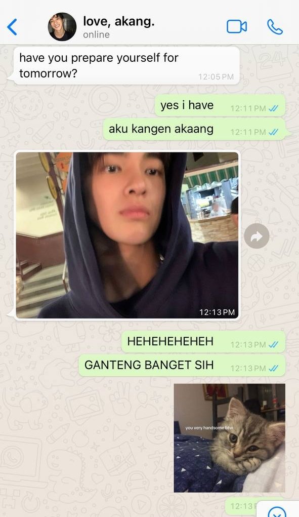 wiidiwasa's tweet photo. akang asih flirting 
(jaman sekolah juga) https://t.co/J1IbDkX5Q9