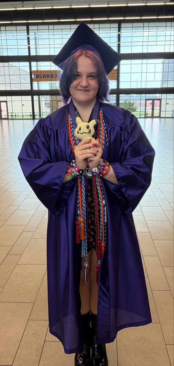 0Ladybugs0's tweet photo. Ampersandone &amp; Mimikyu at the graduation 
#JIHO #AMPERSANDONE https://t.co/PRqM3uSPUq