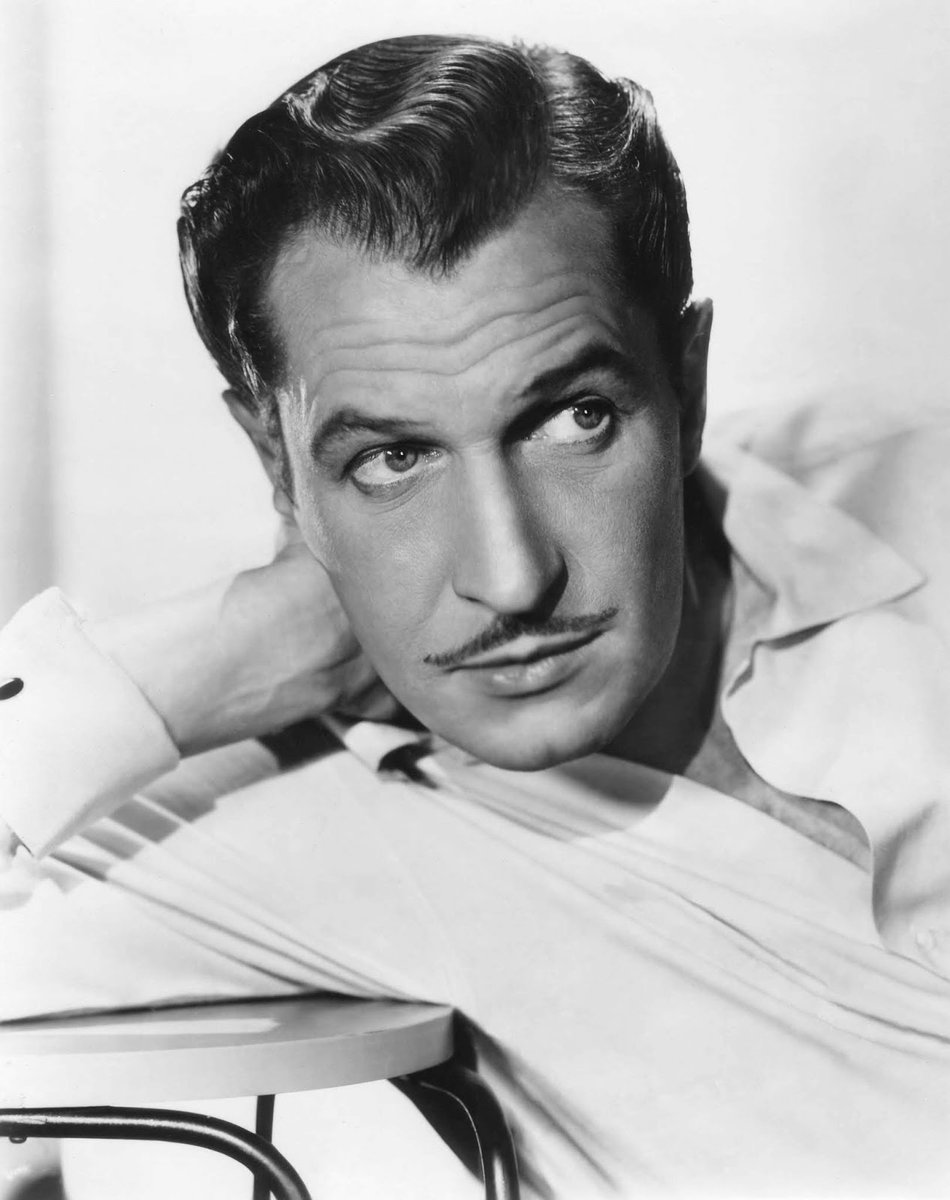 Nostalgicshaz's tweet photo. Name an actor who you think has an iconic voice.

🥰 Vincent Price https://t.co/h15nMtCy25