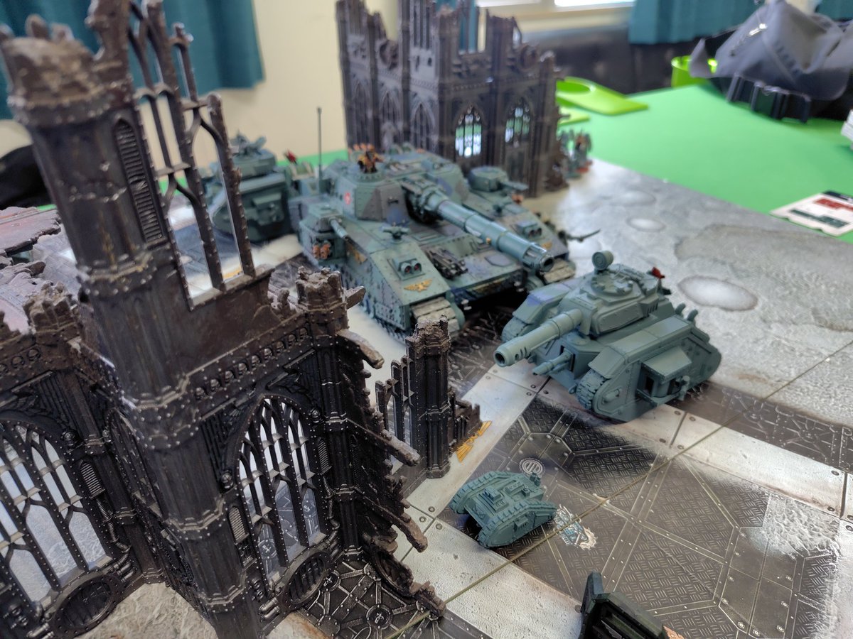 ProjectMf2's tweet photo. (ﾟ∀ﾟ)/さあ！「ＷＨ40K」バトル開始。今日はミリタルム同士の不毛な大戦車戦♪ https://t.co/pi5fa4u380