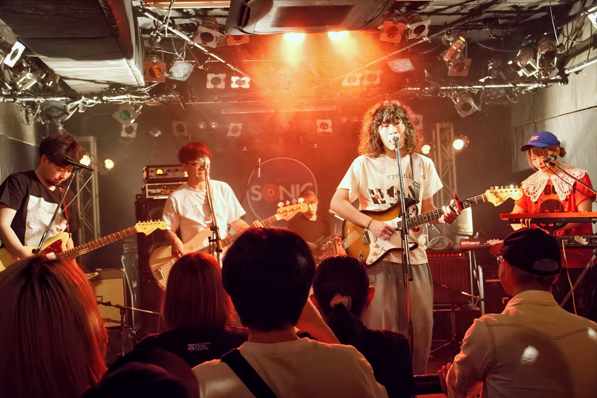 Shadowp3065061's tweet photo. 2026/05/30 at club SONIC mito
gyouninven newアルバム【本能動】Release
"あとがきTour"水戸編

スーパーアイラブユー　その2/2 https://t.co/MgwioIEBaa