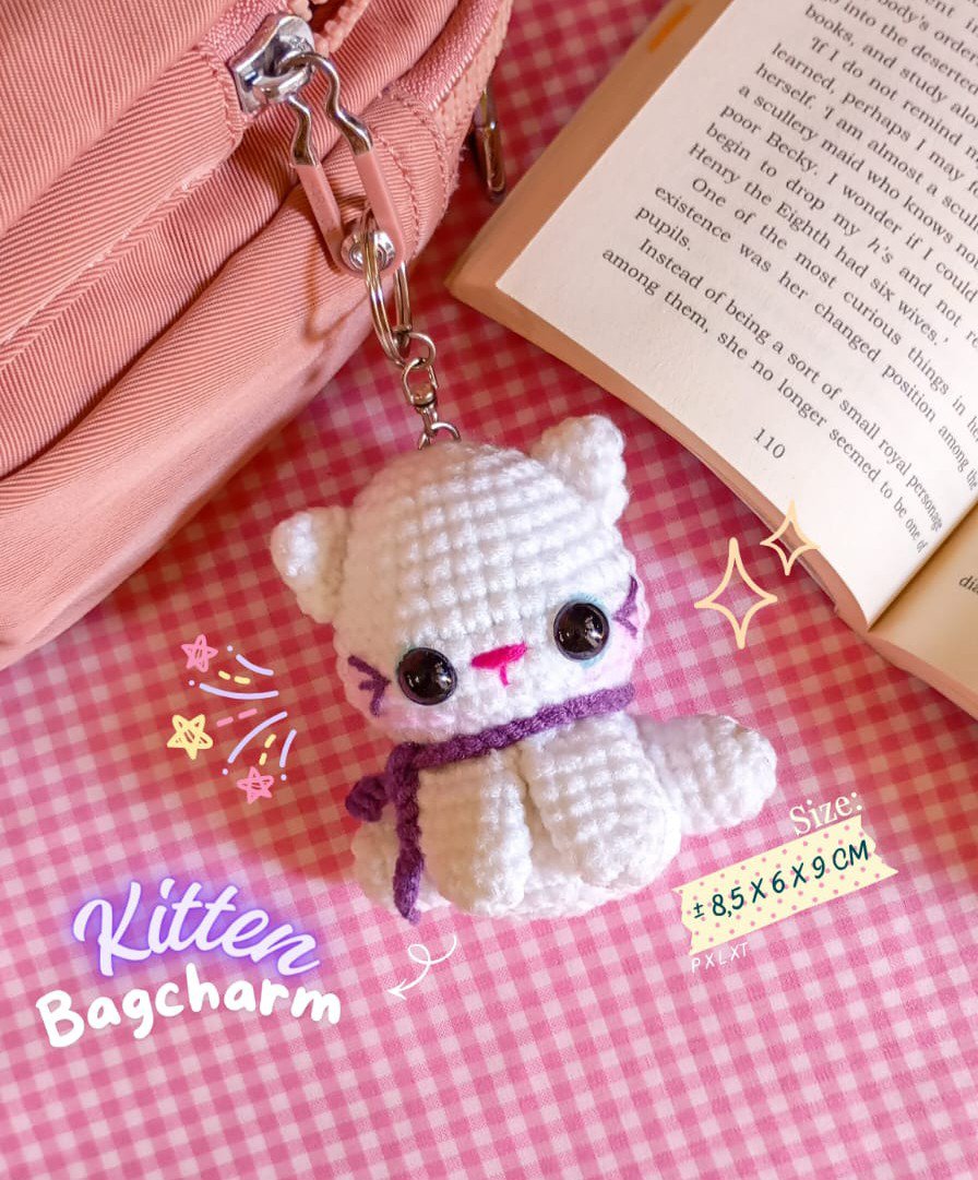yourdazzledarl's tweet photo. KITTEN BAGCHARM 🫧✨

hi guys, aku open commission bikin bagcharm/keychain rajut ini misal kalian minat!

— IDR 35.000 —

ukuran: ± 8,5 x 6 x 9 cm
bahan: akrilik
pengiriman: Malang, Jawa Timur (J&amp;T)

kindly dm yaa!

#zonauang #crochet https://t.co/Uzs7YVRN80