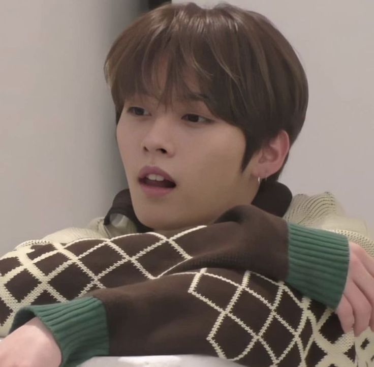 온리 tweet media