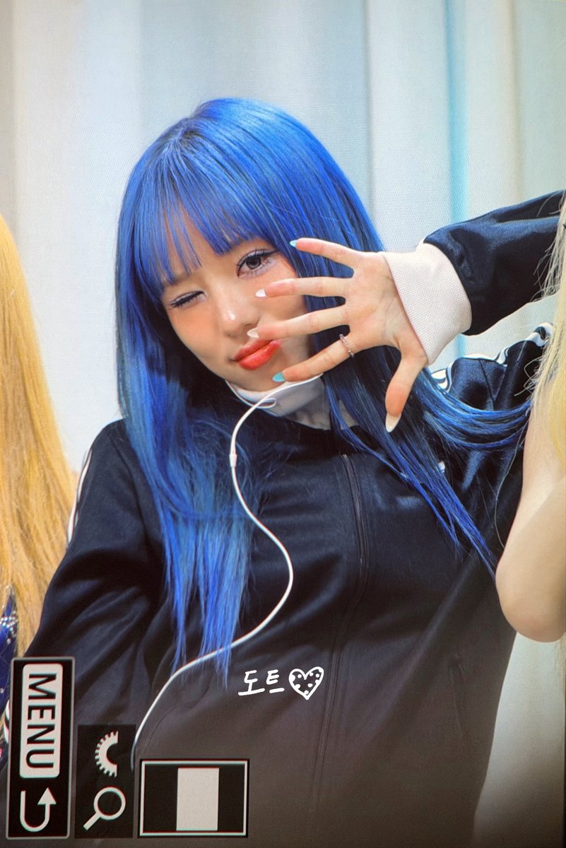 dxxtcw's tweet photo. 260530 에버라인 pre.

#QueenzEye #퀸즈아이 #WONCHAE #원채 https://t.co/CZ1huCo4fc