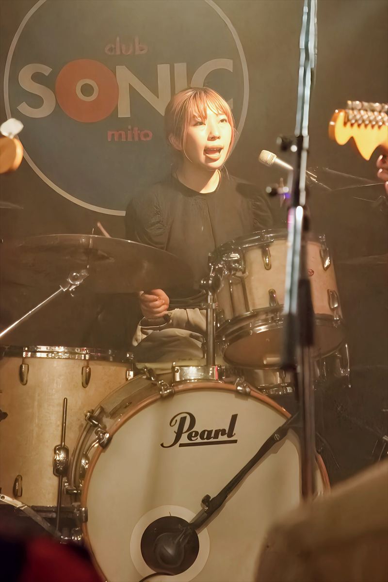 Shadowp3065061's tweet photo. 2026/05/30 at club SONIC mito
gyouninven newアルバム【本能動】Release
 "あとがきTour"水戸編

スーパーアイラブユー　その1/2 https://t.co/XXzgElerXl