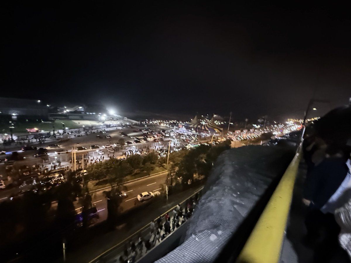 IgnacioCJ1403's tweet photo. Costa 21 es seguro ? 
Caos - rutas cerradas para que evacuen las cocheras - conciertos cerrando una vía rápida o autopista urbana  ? https://t.co/CpijKckToC