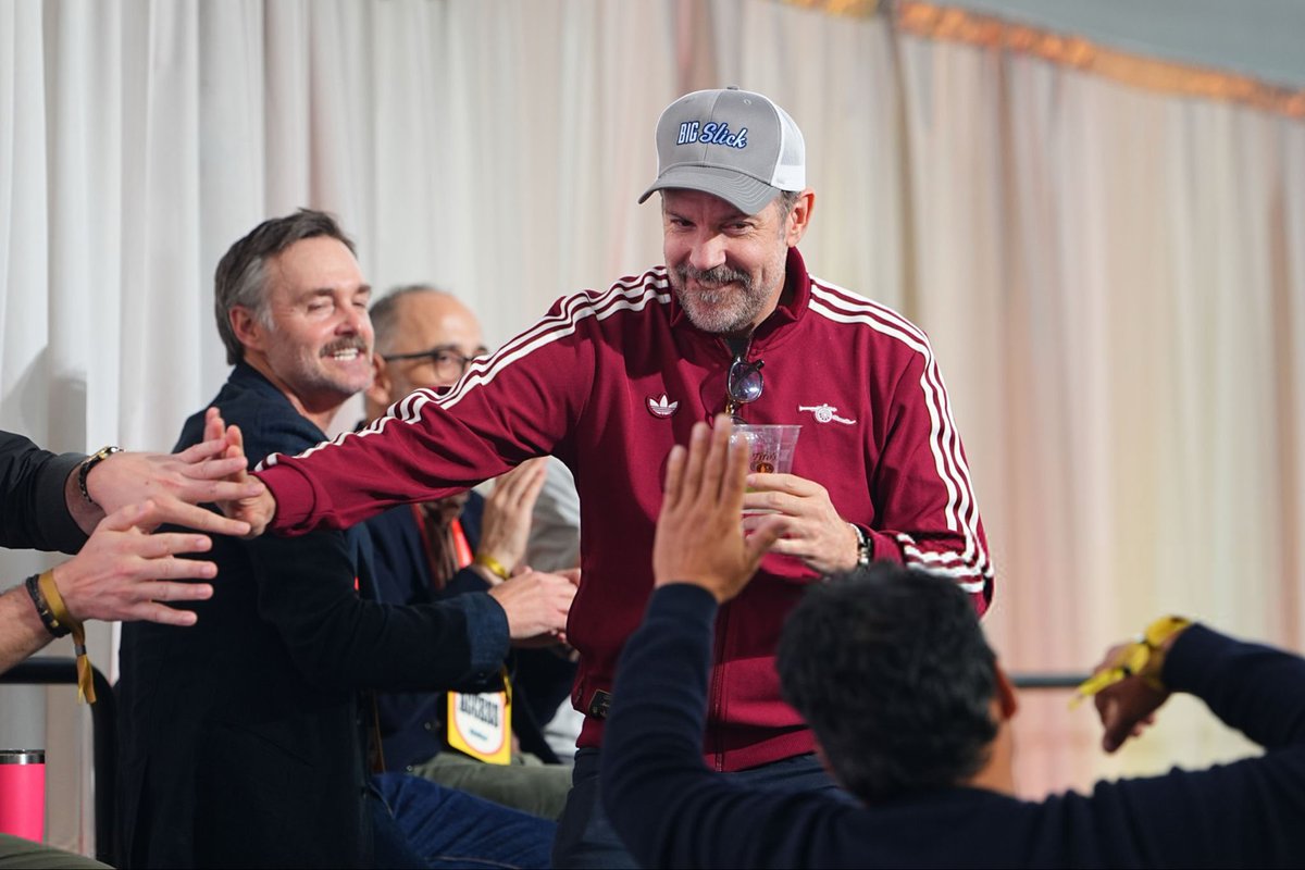 SudeikisNews's tweet photo. 📸 | jason sudeikis at big slick 26 https://t.co/JJj8h6zLXT